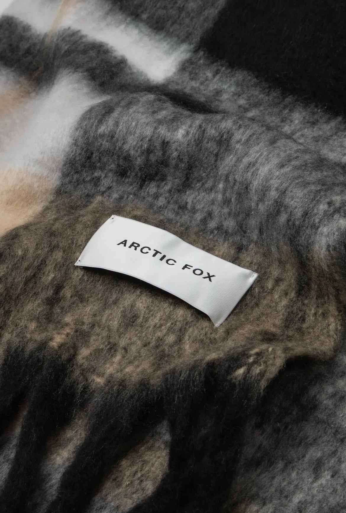 The Stockholm Scarf- Arctic