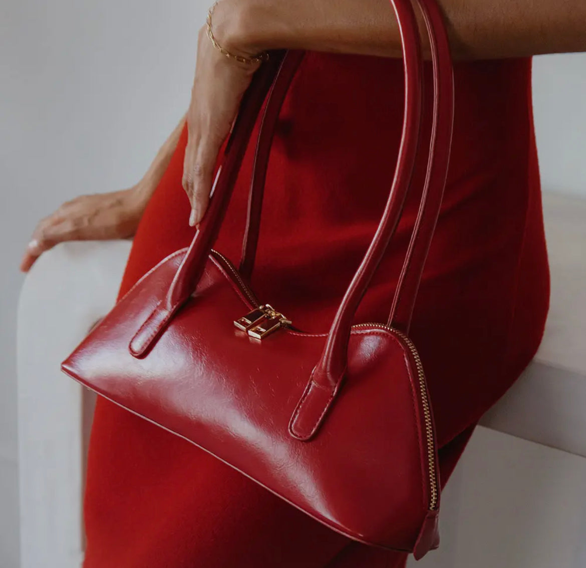 Dakota Shoulder Bag - Red